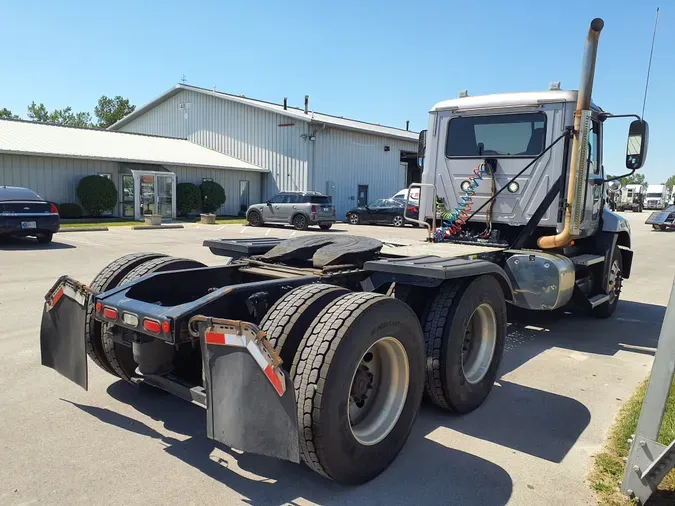 2017 MACK TRUCKS, INC. CXU600