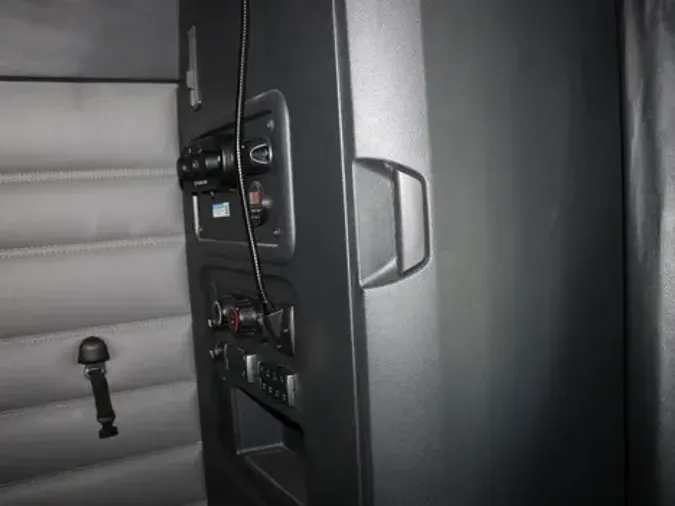 2021 FREIGHTLINER CA126