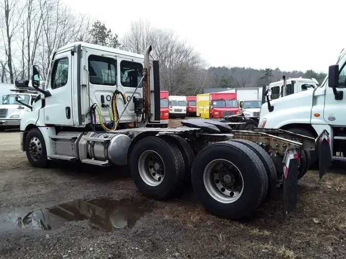 2021 FREIGHTLINER/MERCEDES NEW CASCADIA PX12664