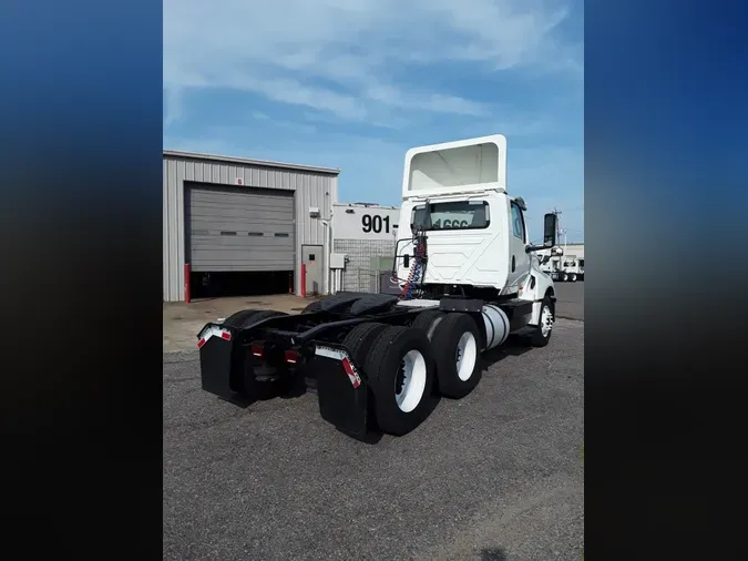 2018 NAVISTAR INTERNATIONAL LT625 DAYCAB T/A