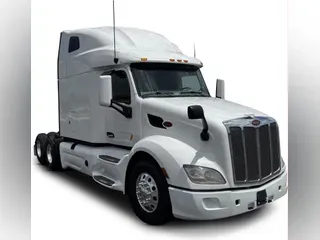 2022 Peterbilt 579