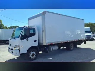 2019 HINO HINO 195