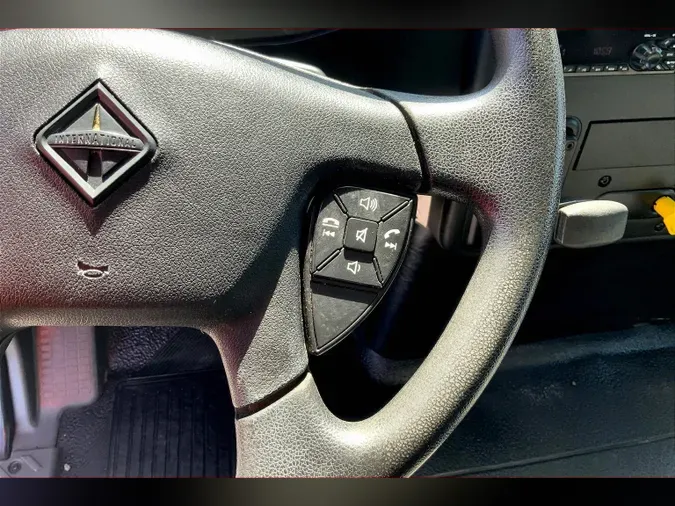 2020 INT MV607