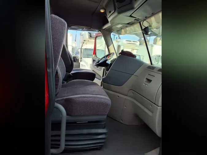 2019 FREIGHTLINER/MERCEDES CASCADIA 125