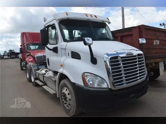 2013 FREIGHTLINER CASCADIA 113