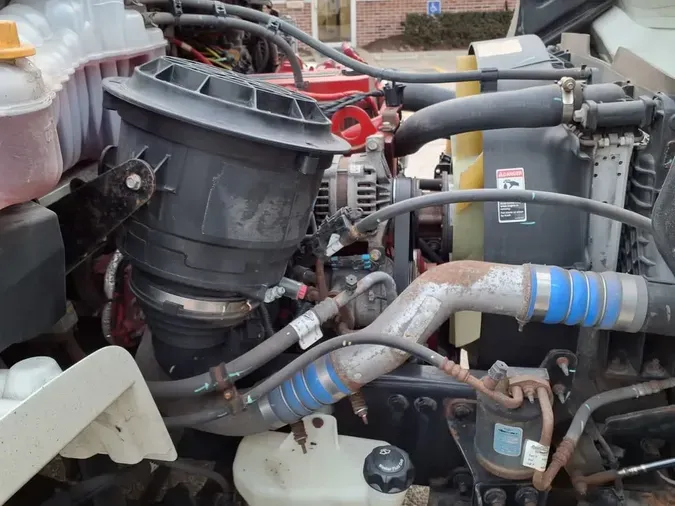 2020 FREIGHTLINER/MERCEDES M2 106