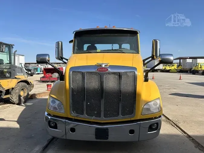 2016 PETERBILT 579