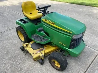 2003 John Deere 345