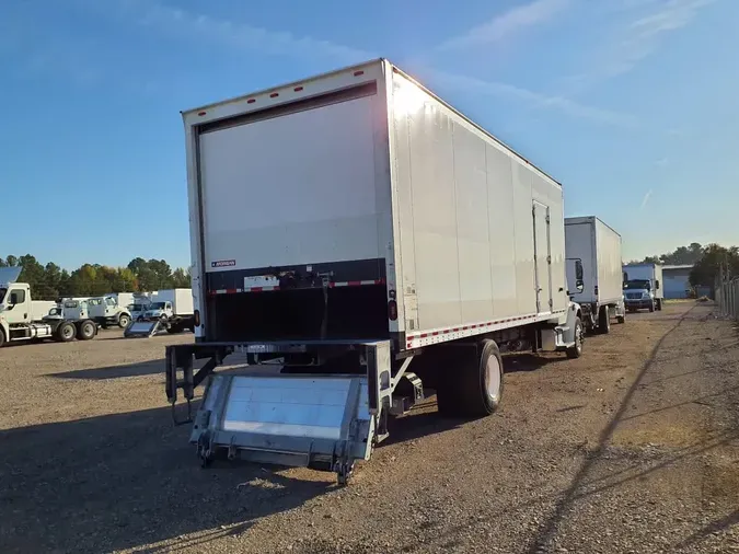 2018 FREIGHTLINER/MERCEDES M2 106