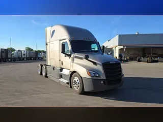 2024 Freightliner Cascadia 126