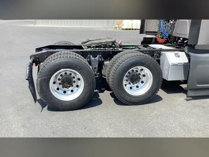 2022 International LT