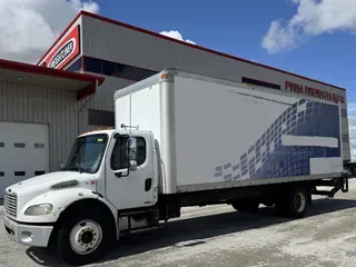 2007 Freightliner BUSINESS CLASS M2 106