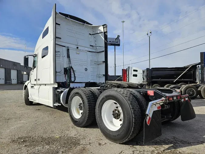 2019 VOLVO VNL64T760