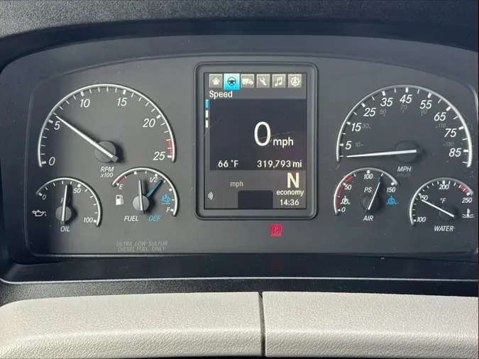 2021 Freightliner Cascadia 12671c87039c6e15eac271f4f45e4d1da72