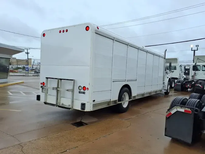2018 FREIGHTLINER/MERCEDES M2 10671c8892ece75af623873bf2417807ccb