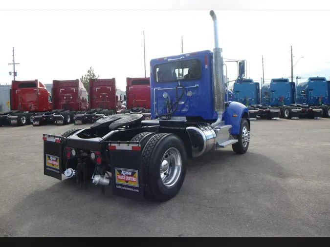 2017 Peterbilt 337