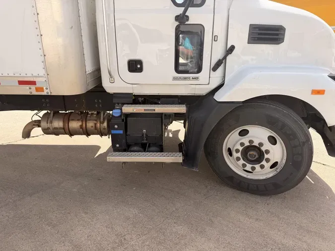 2022 Mack MD6