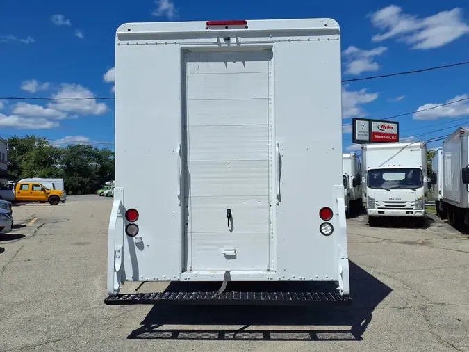 2017 FRTLR CUSTOM CHASSIS CORP MT-55 WALK-IN
