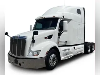 2022 Peterbilt 579