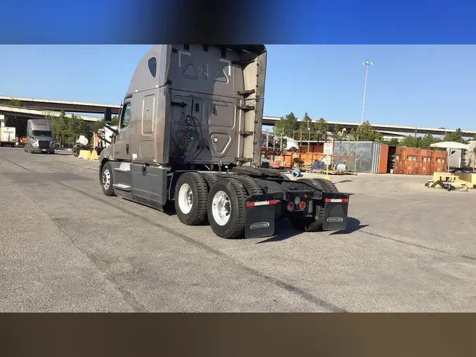 2025 Freightliner Cascadia 12671d3adce81b5dc5b58a607ca56f650bd