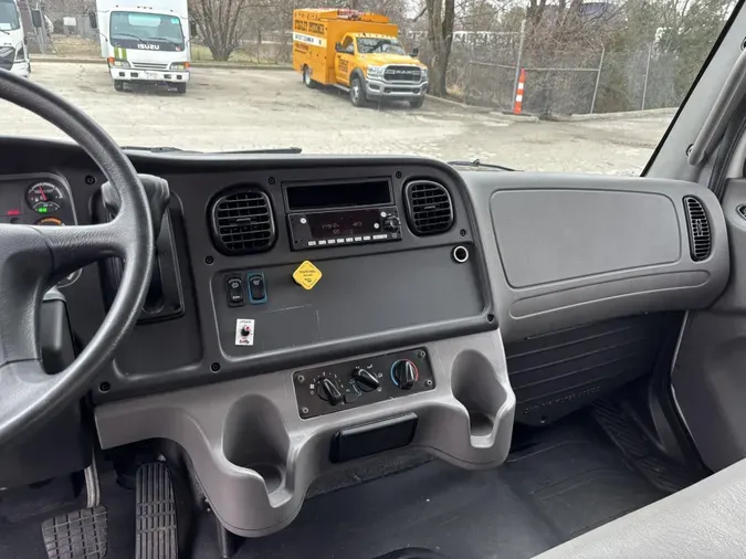 2022 Freightliner Business Class M2 10671d5df2791bf54235e736f7309c72ea8