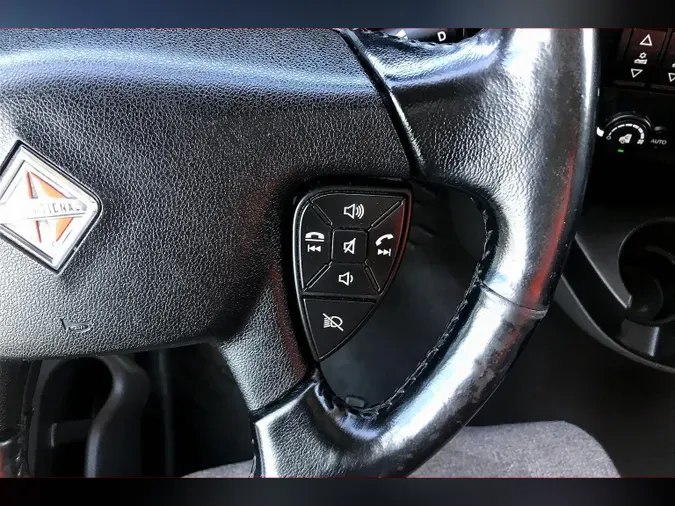 2021 INT LT625 6x4