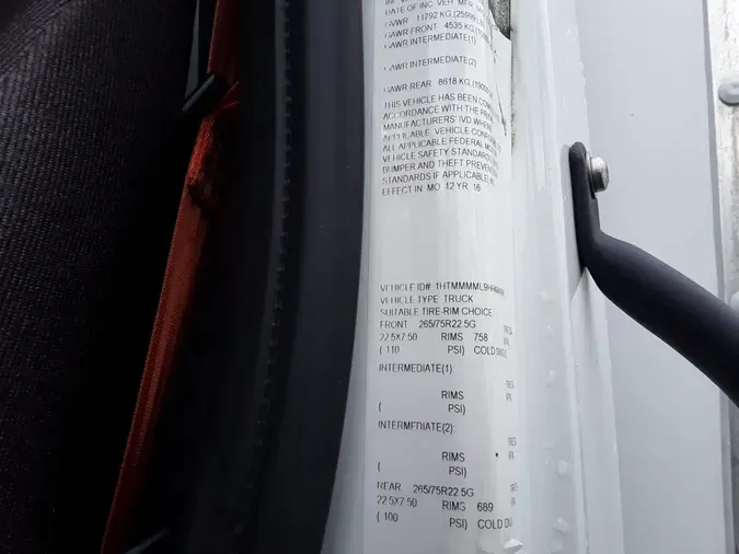 2017 NAVISTAR INTERNATIONAL 4300