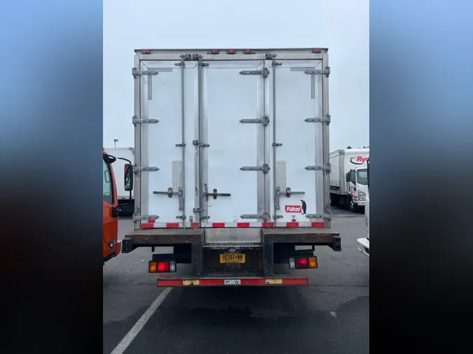 2019 ISUZU NQR