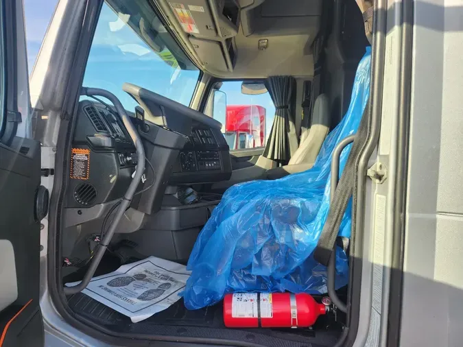 2023 VOLVO VNL64T86071de27d3f743bc0cfc974c7385bc33fa