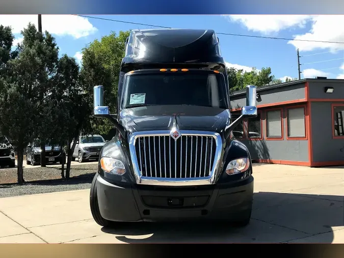 2022 INT LT625 6x4
