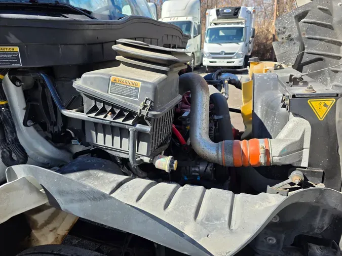 2019 NAVISTAR INTERNATIONAL 4300