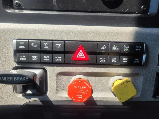 2023 Freightliner Cascadia
