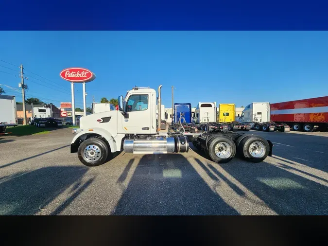 2020 Peterbilt 567