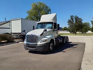 2018 NAVISTAR INTERNATIONAL LT625 DAYCAB T/A