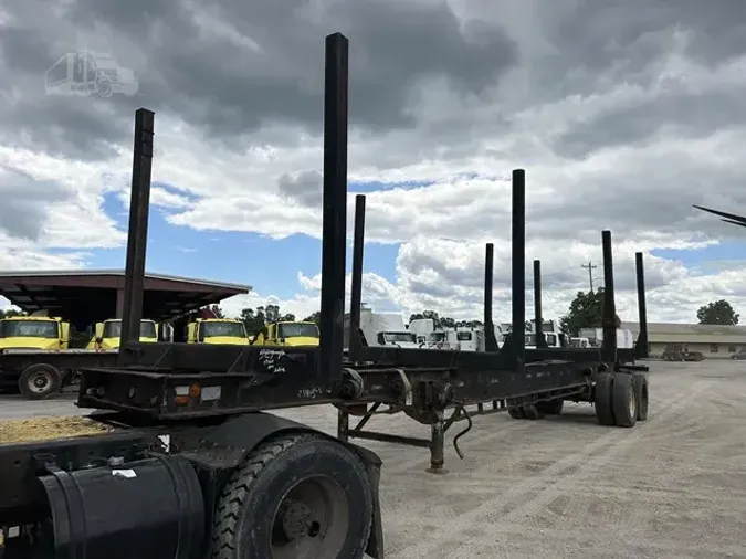 1979 FRUEHAUF 40 FT LOG TRAILER71e81f567774ea1ac12c953ac631f081