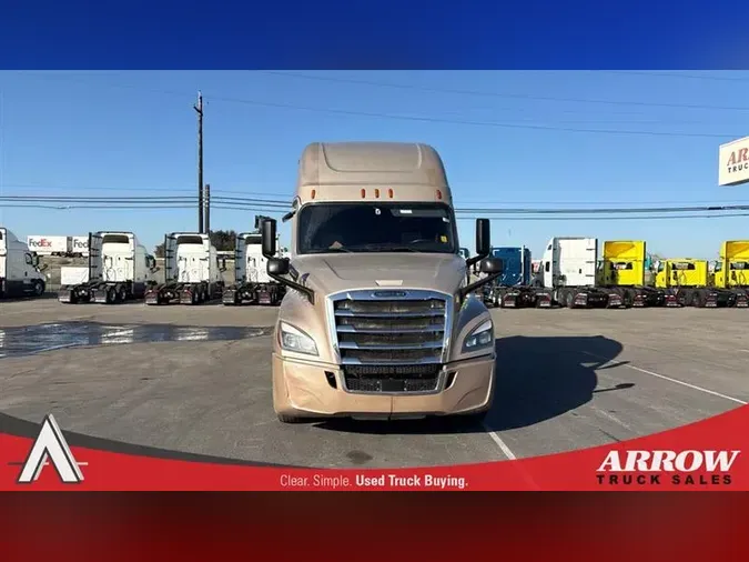 2020 FREIGHTLINER CASCADEVO1