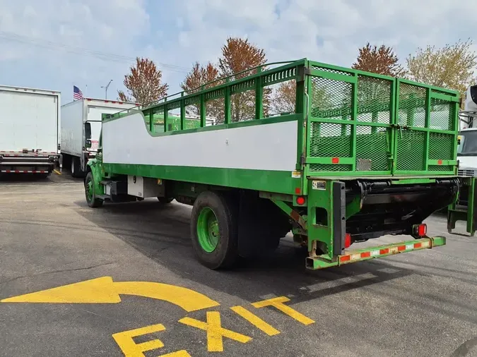 2014 FREIGHTLINER/MERCEDES M2 106