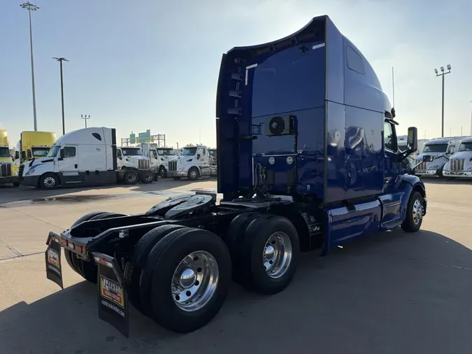 2022 Peterbilt 579