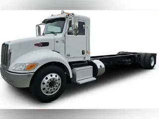 2019 Peterbilt 337