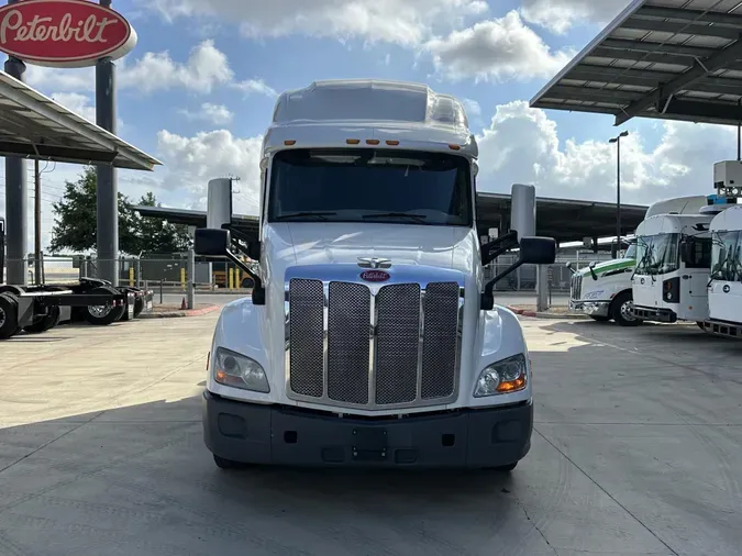 2021 Peterbilt 579