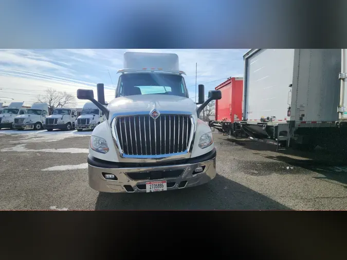 2019 NAVISTAR INTERNATIONAL LT625 DAYCAB T/A