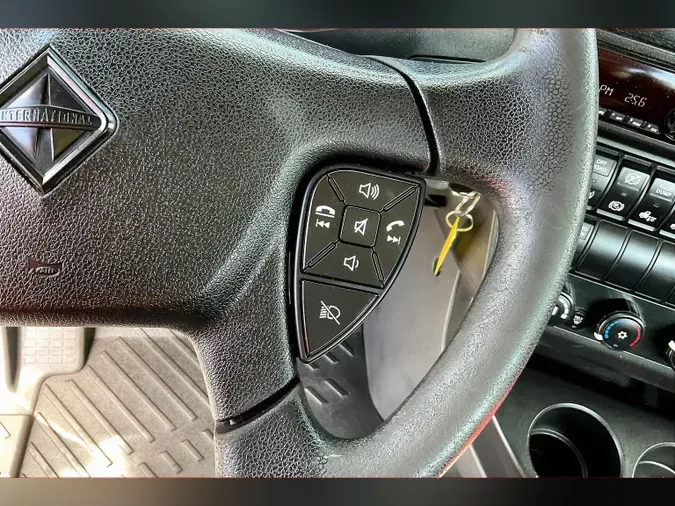 2019 INT LT625 6x4