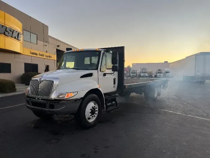 2014 INTERNATIONAL 4300