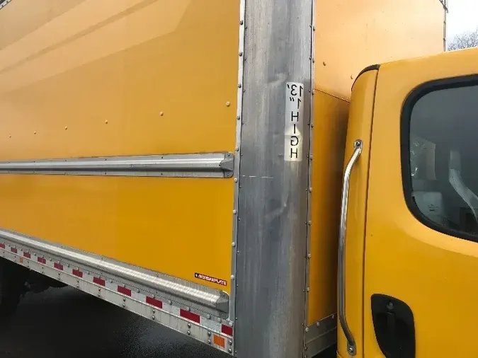 2018 Freightliner M2