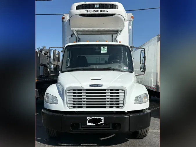 2016 FREIGHTLINER M2 100