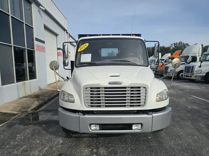 2019 FREIGHTLINER/MERCEDES M2 106