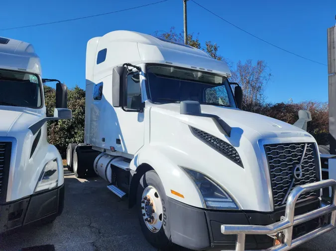 2019 VOLVO VNL64T-760