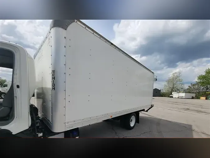 2019 HINO 195