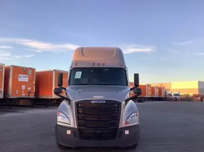 2021 Freightliner Cascadia