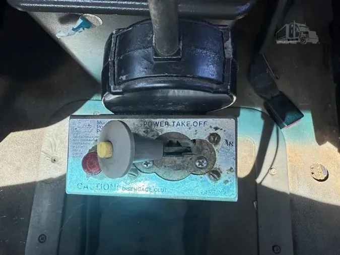 2003 STERLING ACTERRA